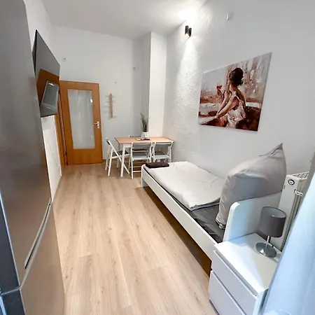 Mit Grosser Kueche, 4 Personen Apartment